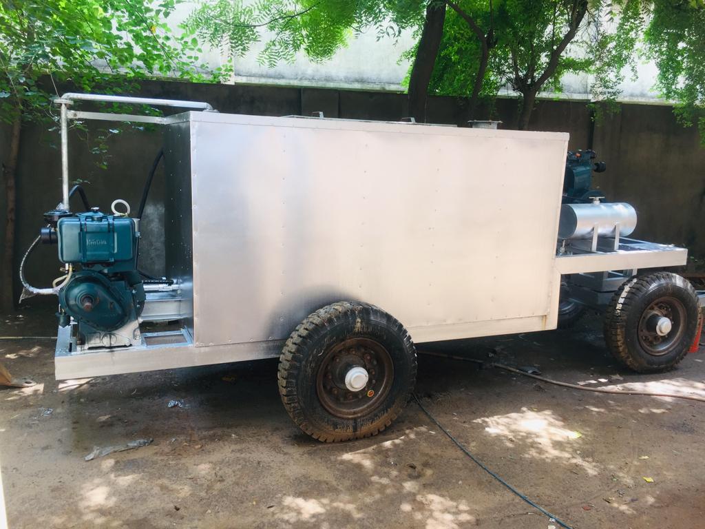 Bitumen Mini Tractor Linked Sprayer